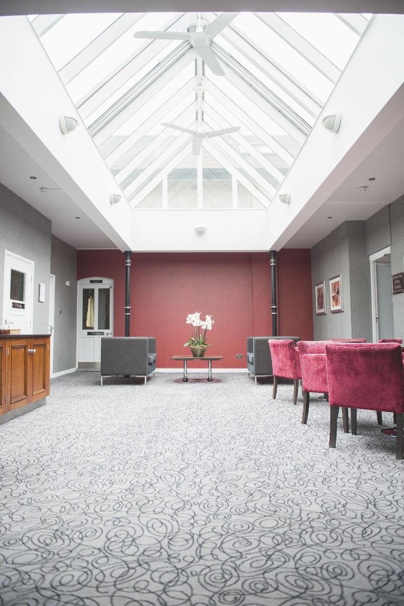 Mere Court Hotel - Bar