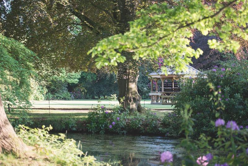Mere Court Hotel - Genel