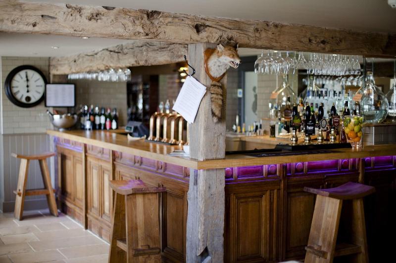 The White Horse - Bar
