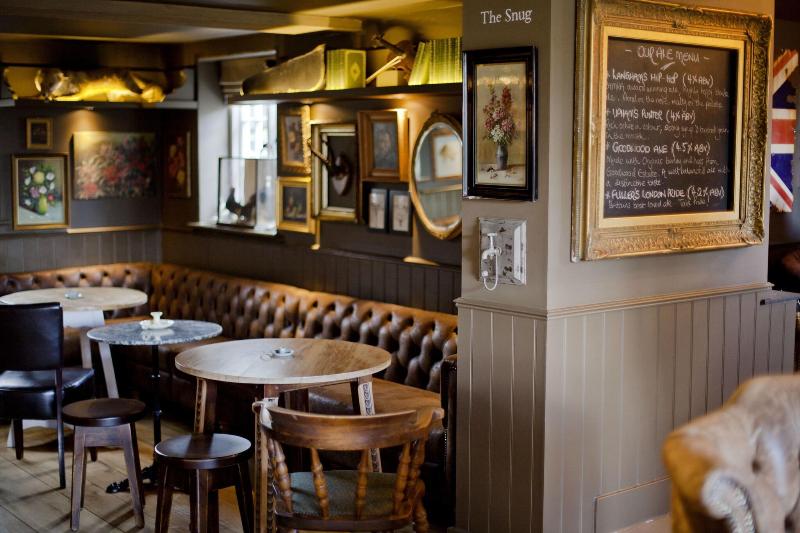 The White Horse - Lobi