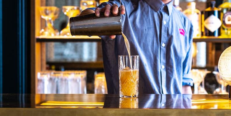 Fowey Hall - Bar