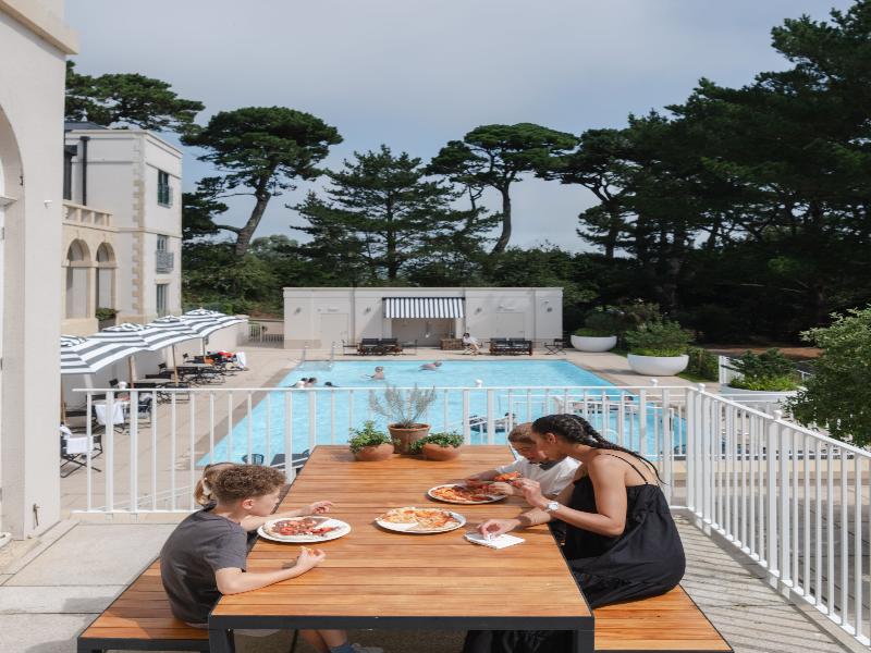 Fowey Hall - Teras