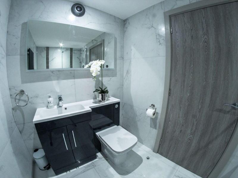 Quayside Hotel & Bar - Oda