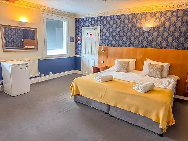 Quayside Hotel & Bar - Oda