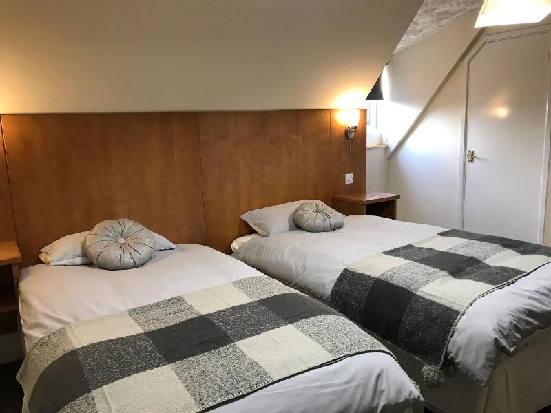 Quayside Hotel & Bar - Oda