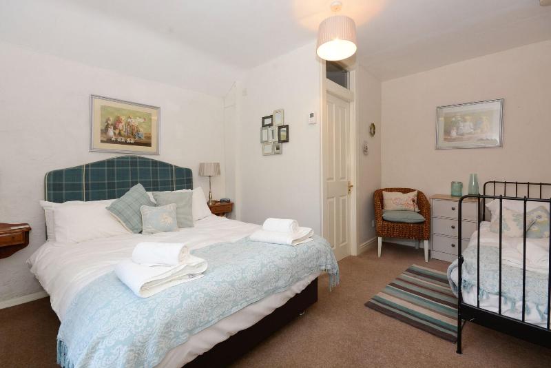 Hawthorn Farm Guest House - Genel