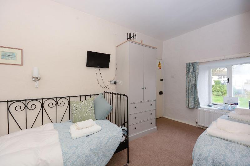 Hawthorn Farm Guest House - Genel