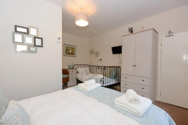 Hawthorn Farm Guest House - Genel
