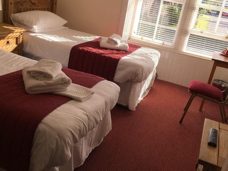Novar Arms Hotel - Oda