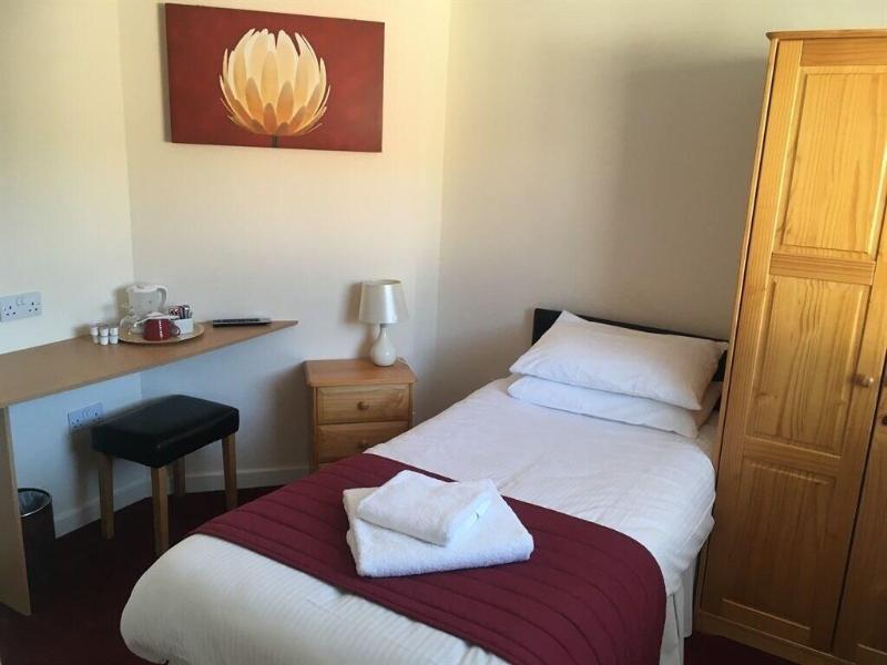 Novar Arms Hotel - Oda