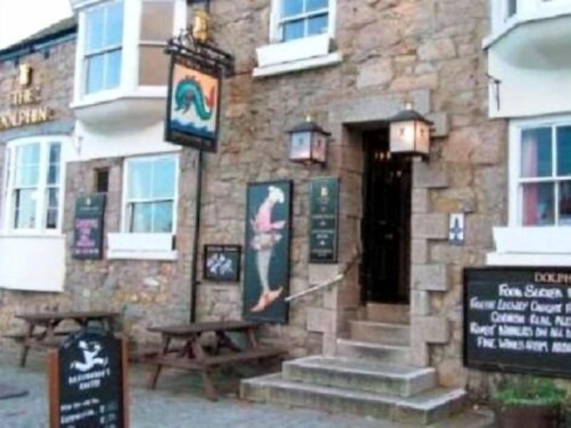 Dolphin Tavern - Genel