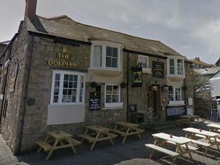 Dolphin Tavern fotoÄŸrafÄ±