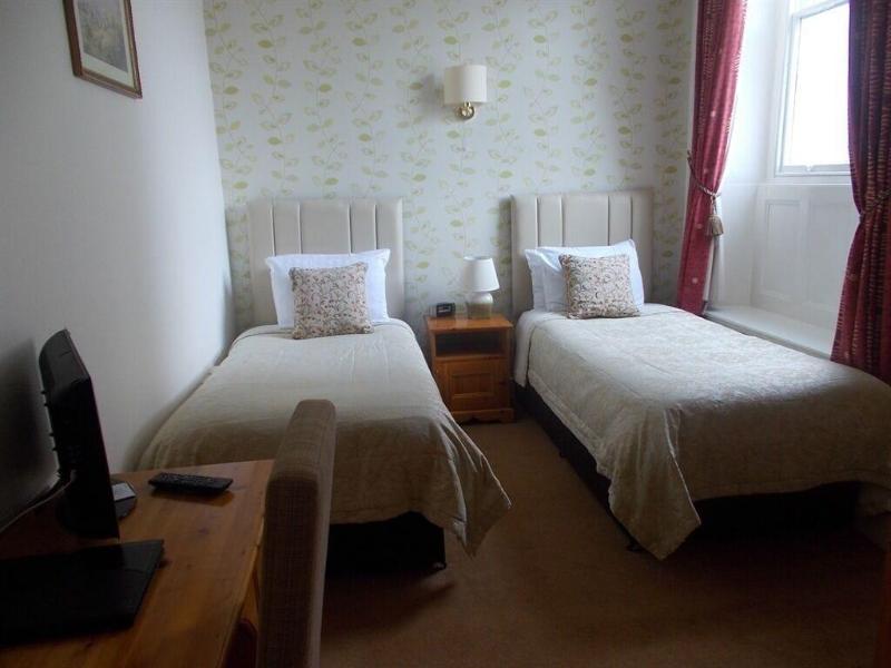 Black Lion Hotel - Genel