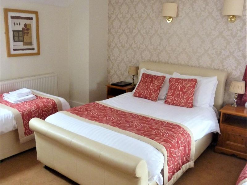 Black Lion Hotel - Genel
