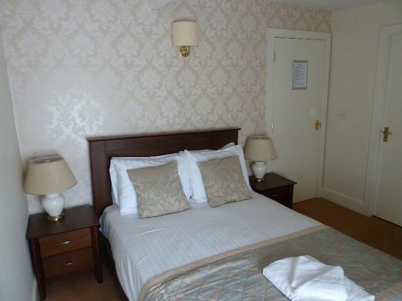 Black Lion Hotel - Oda