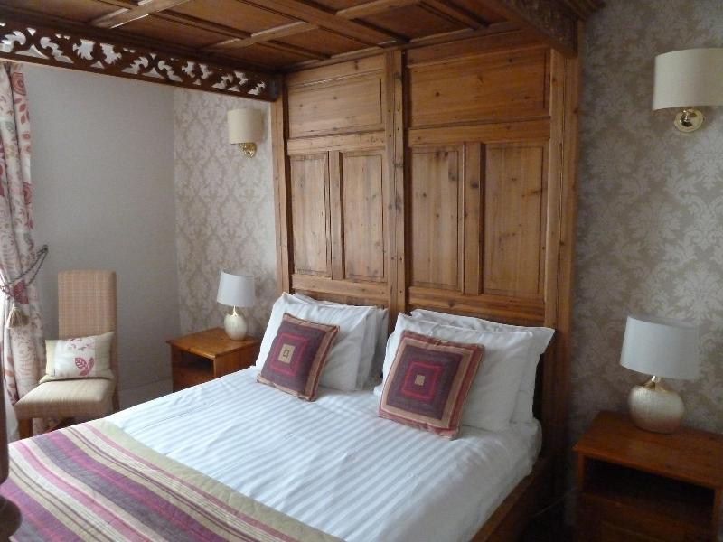 Black Lion Hotel - Oda