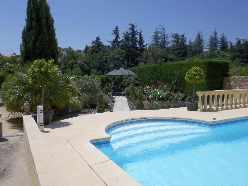 Villa Angel - Genel