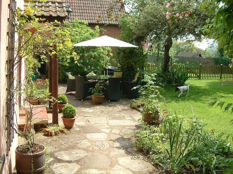 Yallands Farmhouse - Genel