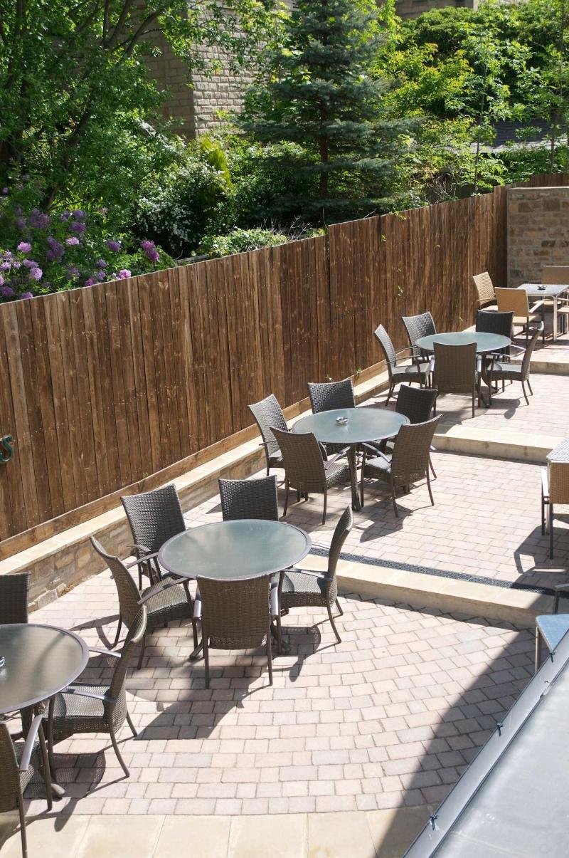 The Three Horseshoes Hotel - Genel