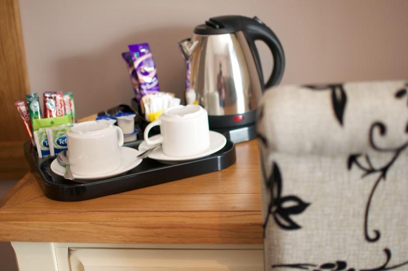 The Three Horseshoes Hotel - Genel