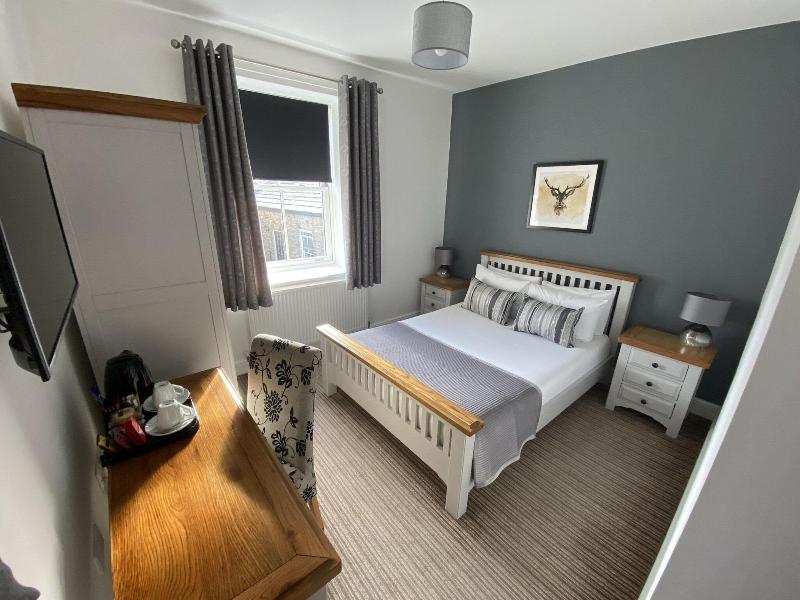 The Three Horseshoes Hotel - Oda