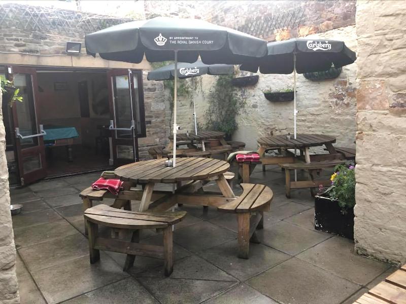 Cricketers Arms - Genel
