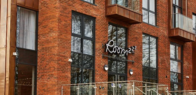 Roomzzz York City - Genel