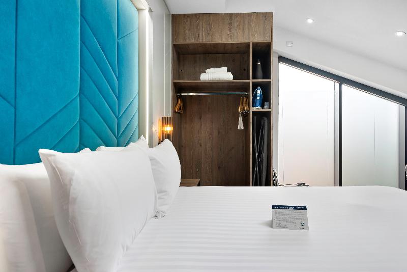 Roomzzz York City - Oda