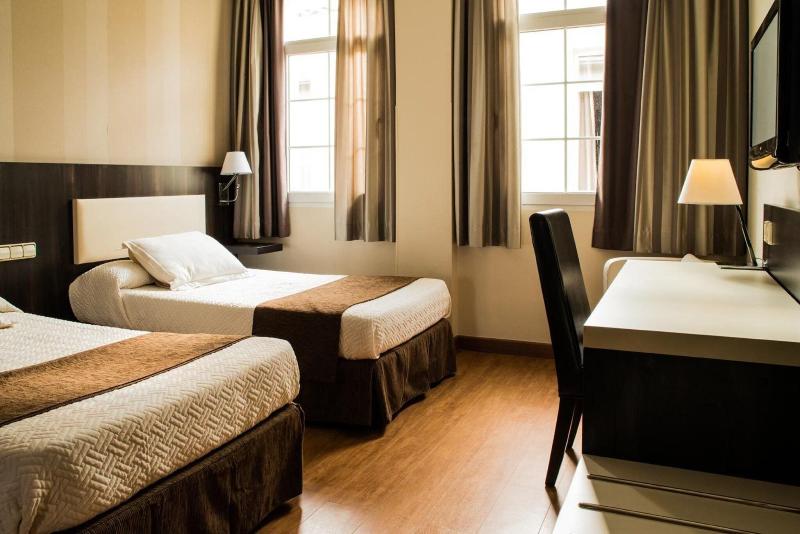 Hospedium Hotel Triana - Genel