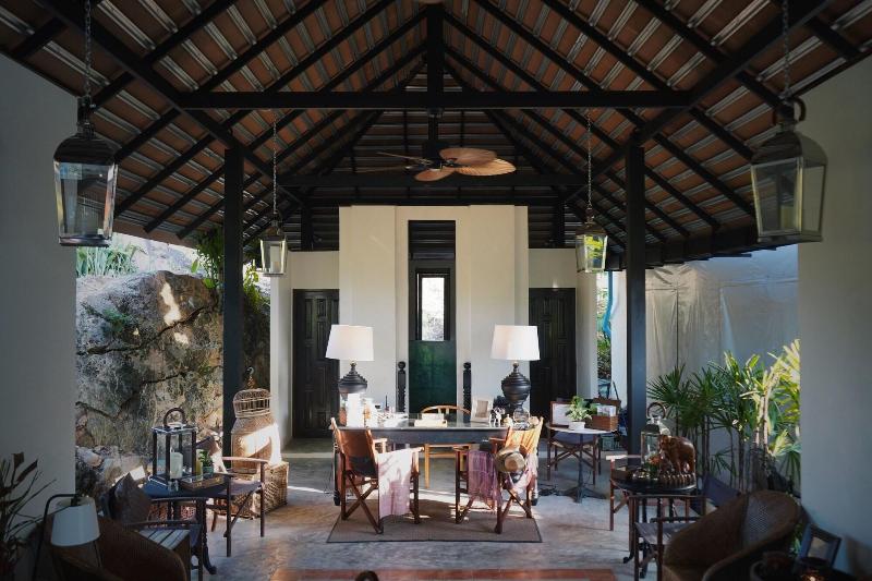 Kachong Hills Tented Resort Trang - Bar