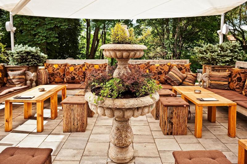 B&B Dvor Tacen - Restoran