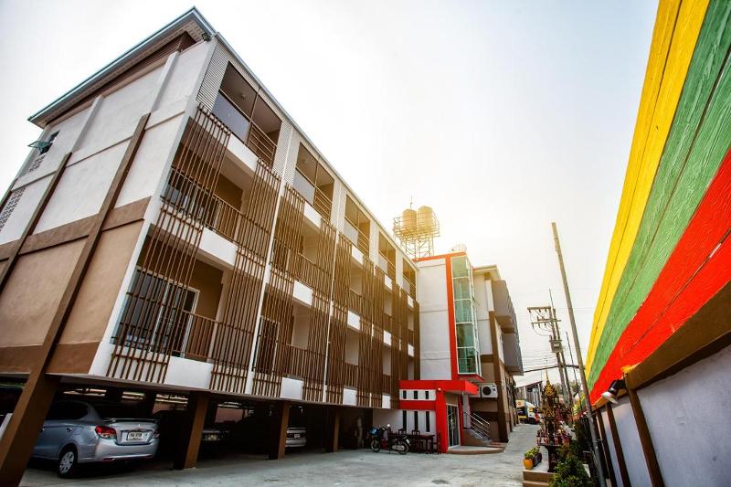 Smile Place Hotel Chiang Rai by ZUZU - Genel