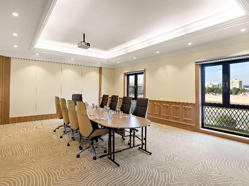 Movenpick Hotel & Apartments Bur Dubai - Toplantı