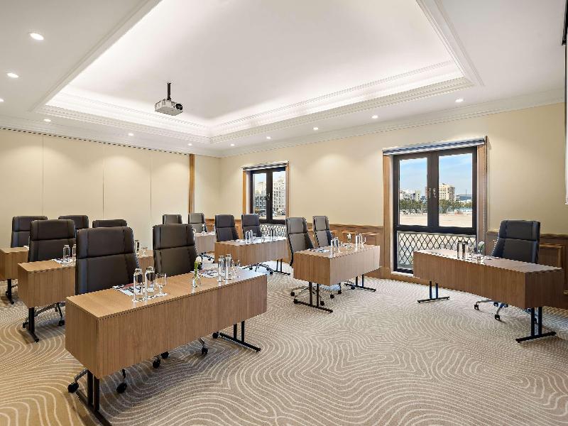 Movenpick Hotel & Apartments Bur Dubai - Toplantı