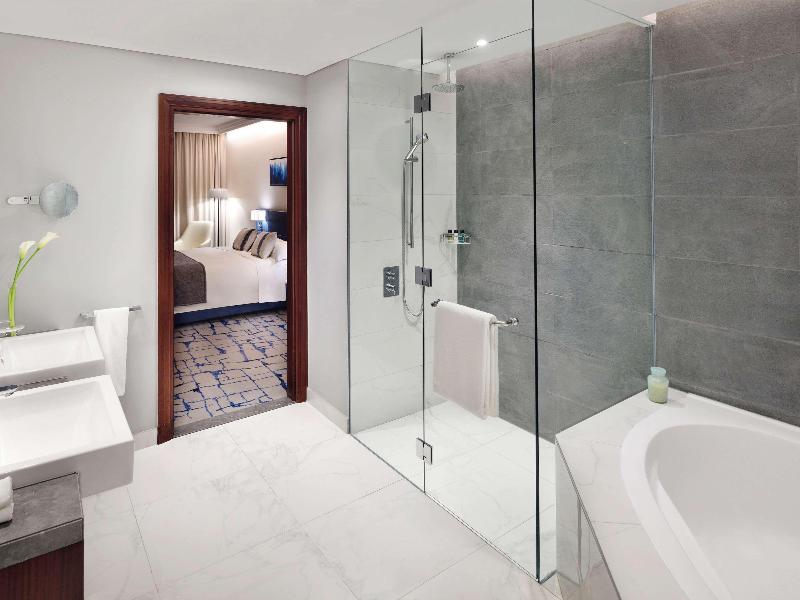 Movenpick Hotel & Apartments Bur Dubai - Oda
