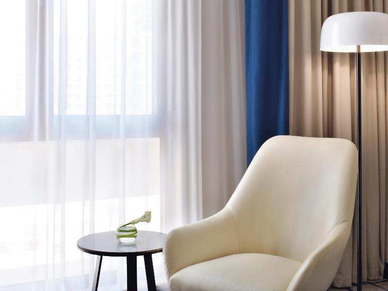 Movenpick Hotel & Apartments Bur Dubai - Oda