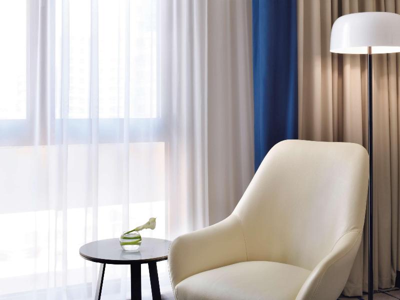 Movenpick Hotel & Apartments Bur Dubai - Oda