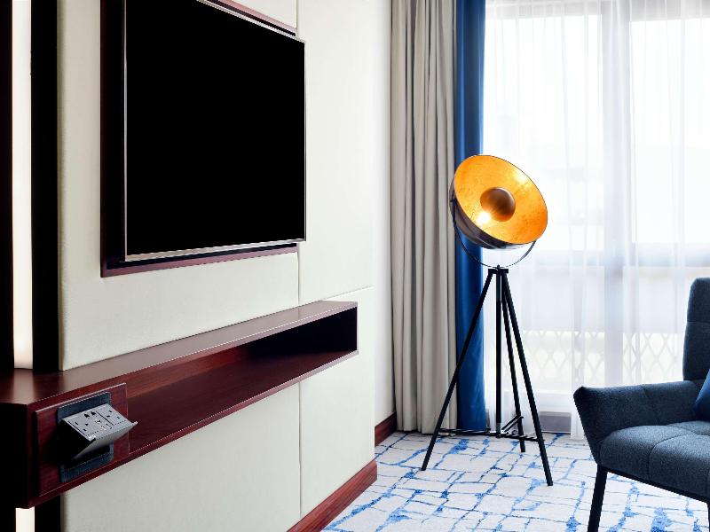 Movenpick Hotel & Apartments Bur Dubai - Oda