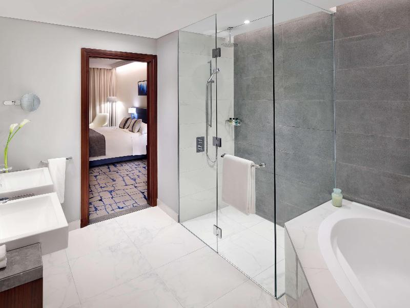 Movenpick Hotel & Apartments Bur Dubai - Oda