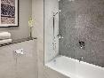 Movenpick Hotel & Apartments Bur Dubai oda fotoğrafı