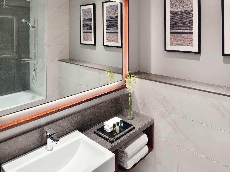 Movenpick Hotel & Apartments Bur Dubai - Oda