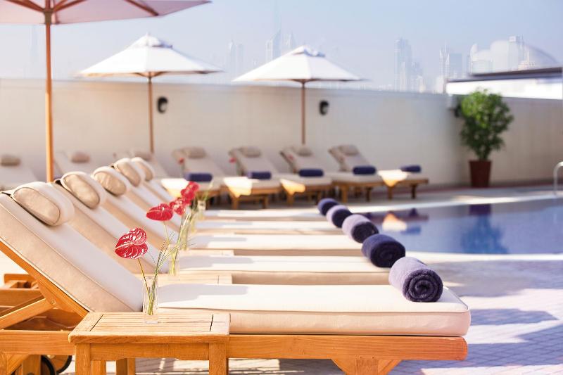 Movenpick Hotel & Apartments Bur Dubai - Havuz