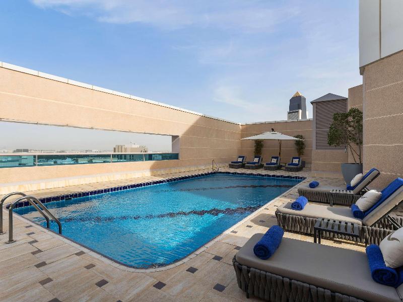 Movenpick Hotel & Apartments Bur Dubai - Havuz