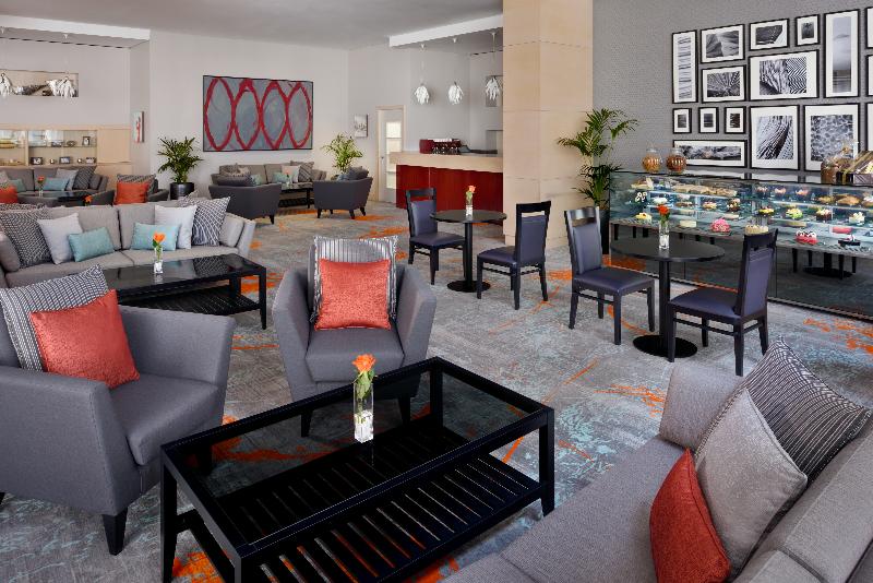 Movenpick Hotel & Apartments Bur Dubai - Restoran