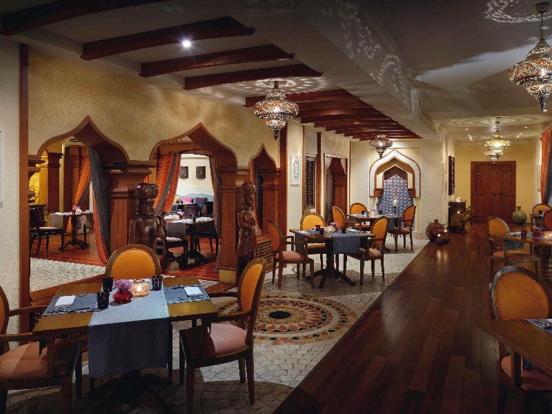 Movenpick Hotel & Apartments Bur Dubai - Restoran