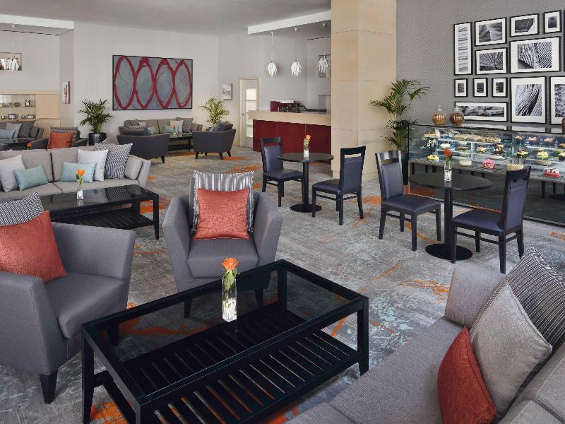 Movenpick Hotel & Apartments Bur Dubai - Restoran
