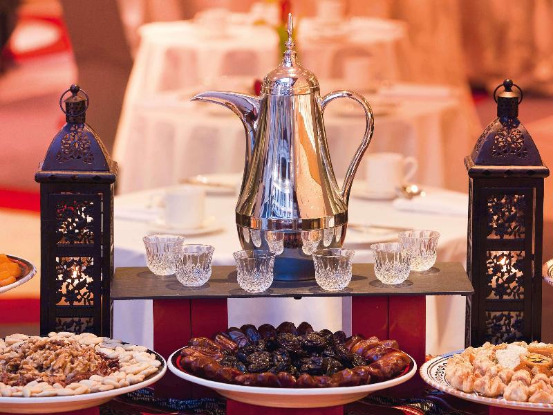 Movenpick Hotel & Apartments Bur Dubai - Restoran