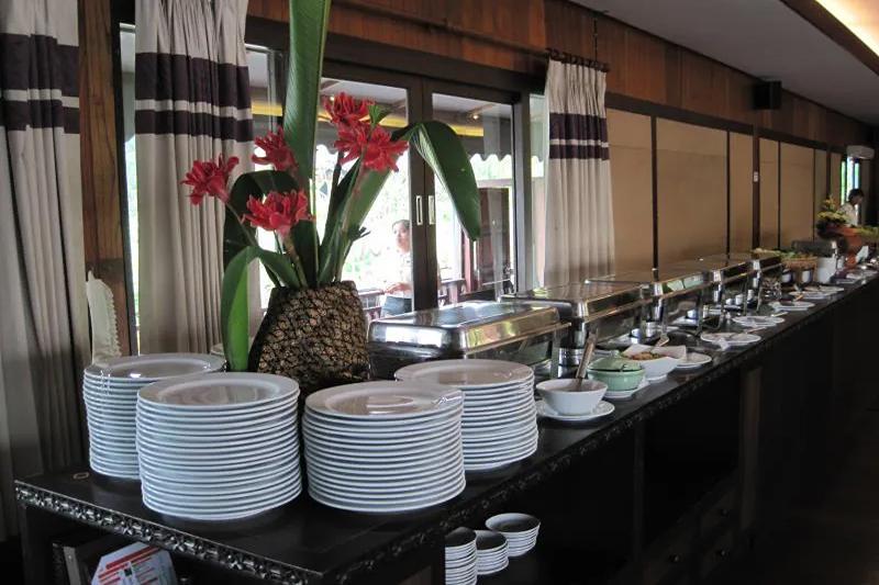 Coconut Home Resort by ZUZU - Restoran