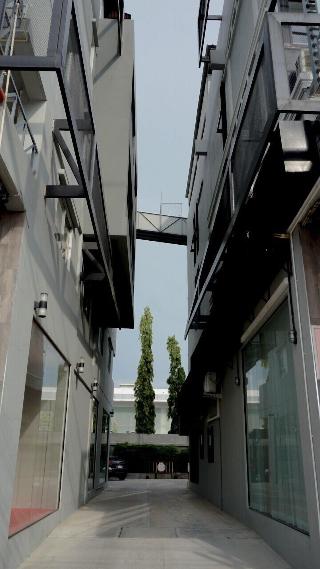B-Black Hotel Chonburi fotoÄŸrafÄ±