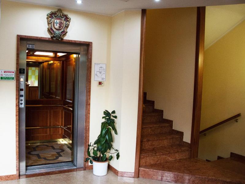 Hotel Visconti - Lobi